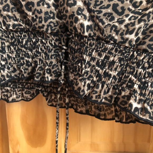 Cheetah print crop top - Picture 3 of 4